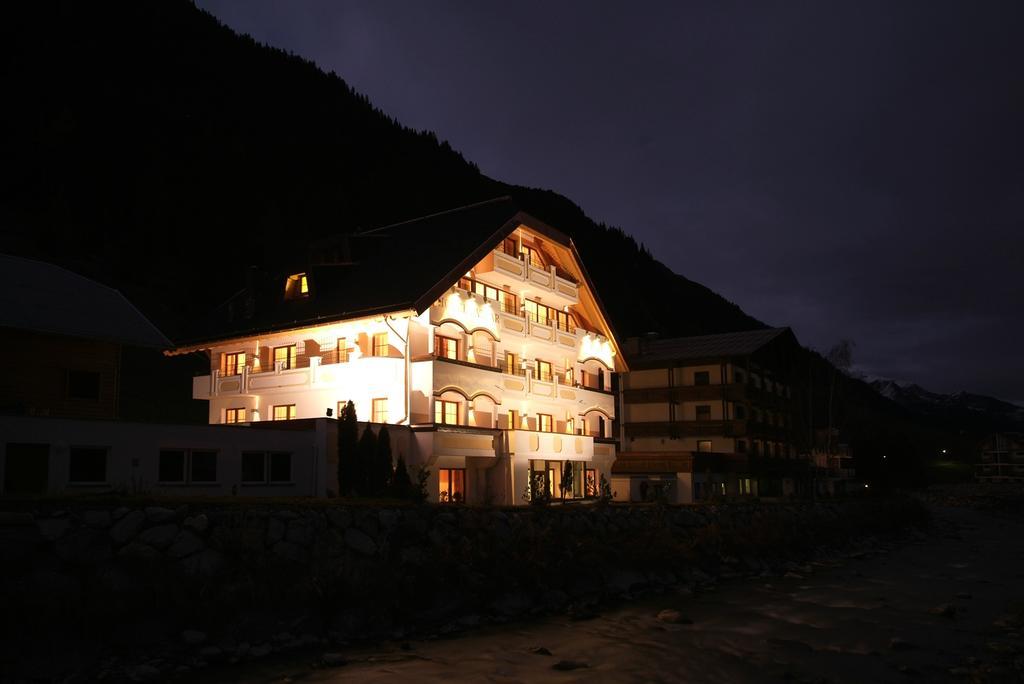 Hotel Fatlar Ischgl Exteriör bild