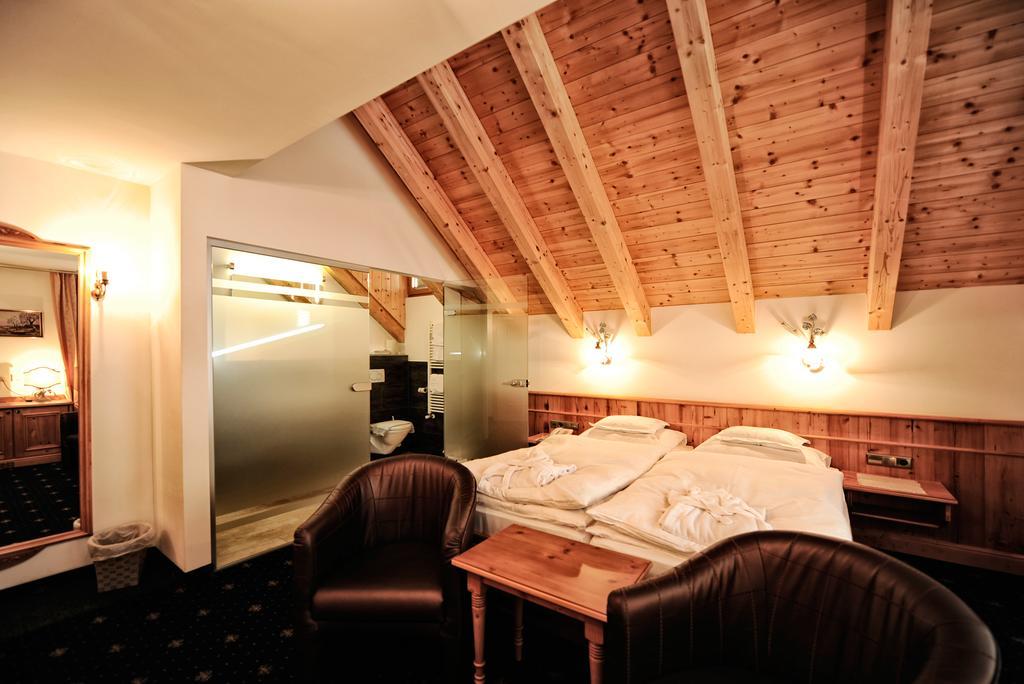 Hotel Fatlar Ischgl Exteriör bild